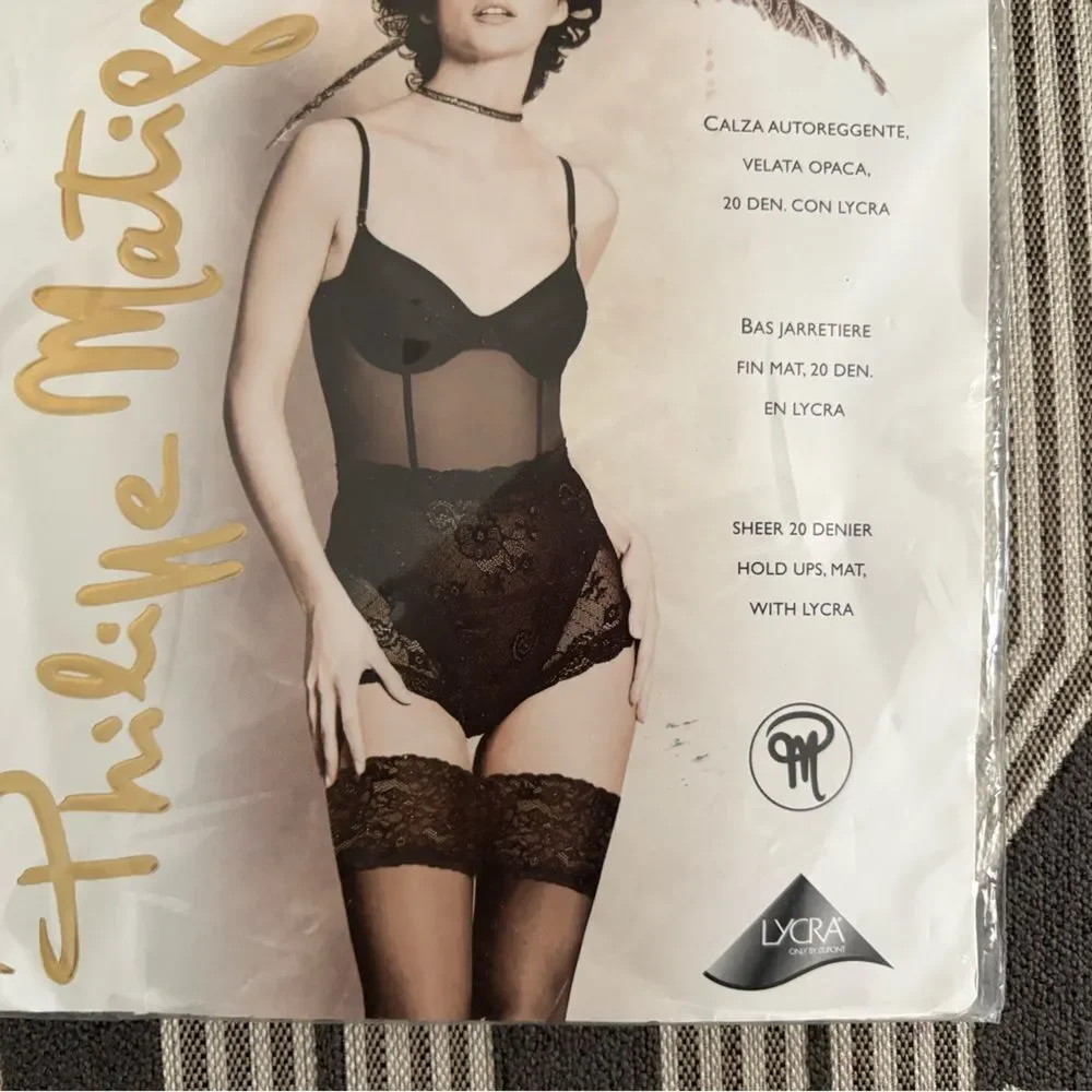 NWT Philippe Matignon Snow Lace Top Thigh High Stockings Size L